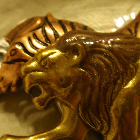 Elephant, Zebra, and Lion Brooch - Three Toned - Picture 5 of 8
